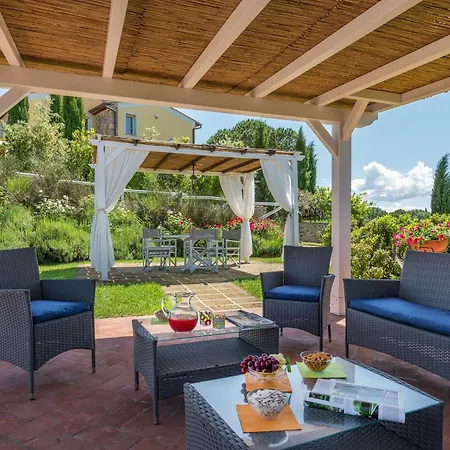 فيلة Villa Forcoli Forcoli